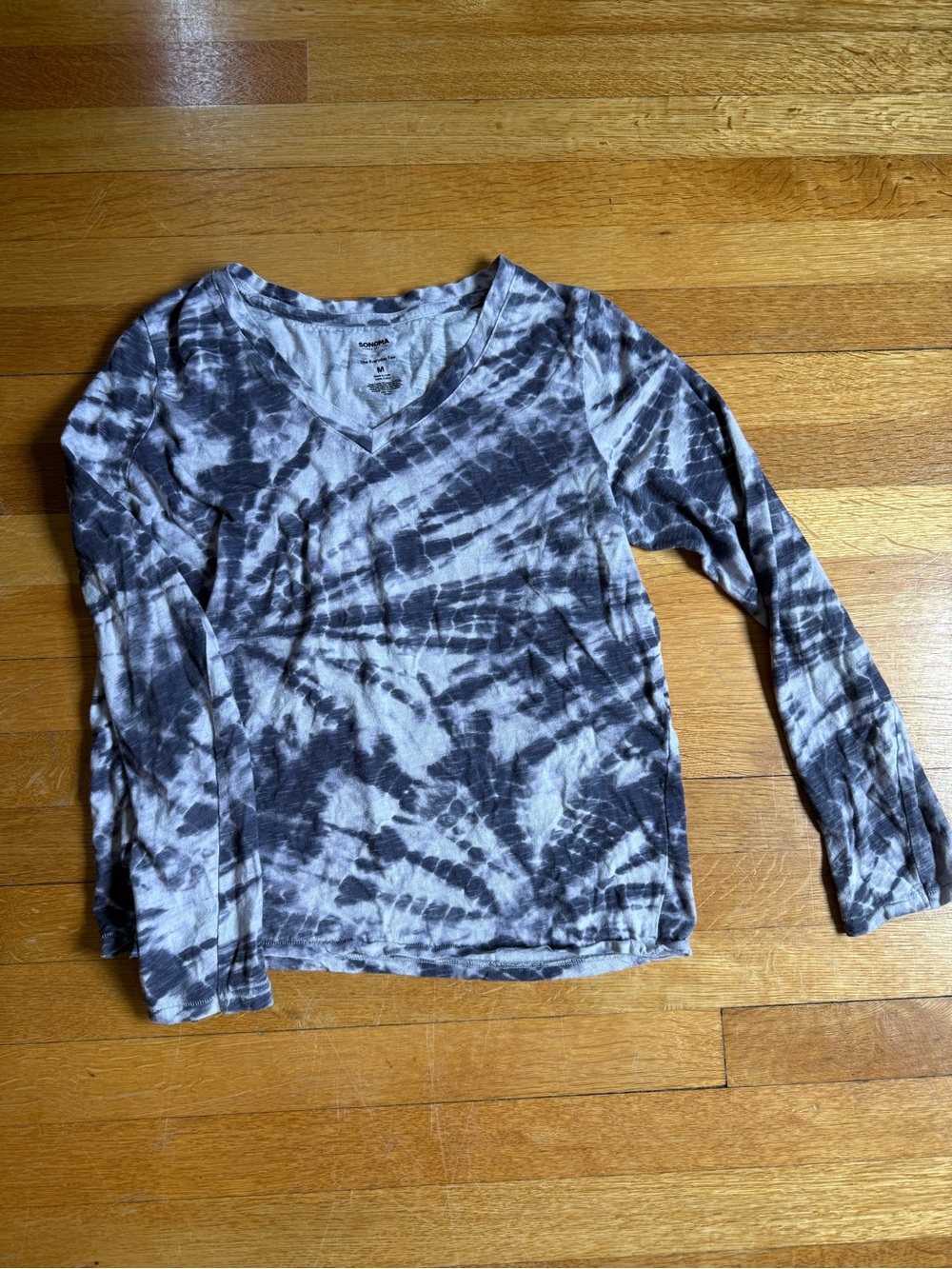 Sonoma Black & White Tie-Dye V-Neck Tee